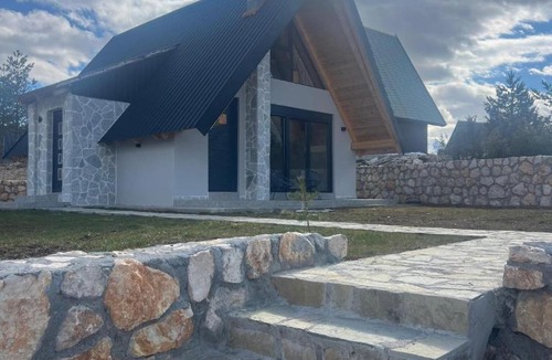 Zabljak Ski Chalet | The Stone Nest