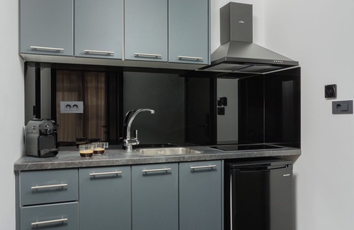 Ioannina Apartment | THE URBANIST inner city residences