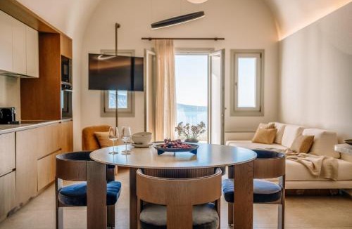 Oia Villa | The Villas by Santo Collection