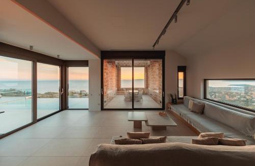 Lefktron Villa | Thea Marre
