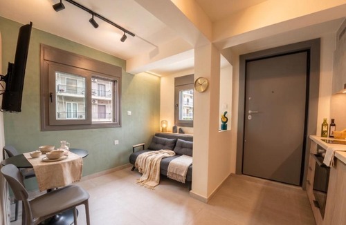 Exarhia Apartment | Theas Living