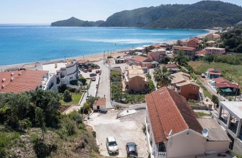 Agios Georgios Pagon Apartment | Theklas Studios Sea View