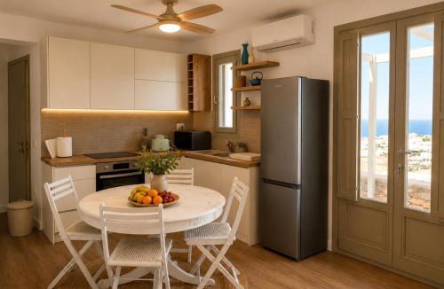 Chora Folegandros House | Themonies Lounge Villa