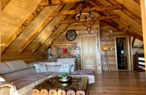 Cetinje House | theNest