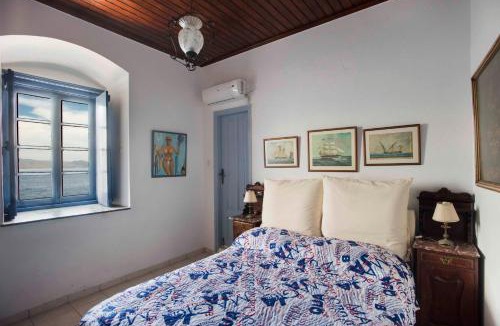 idhra House | Theodora's House