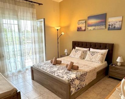 Varos Apartment | Theodora’s Studios