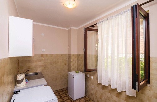 Donji Stoliv Apartment | These apartments are located in an apartment building.