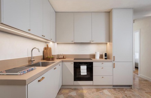 Thissio Apartment | Thiseio Acropolis Residence by Fineline Studio
