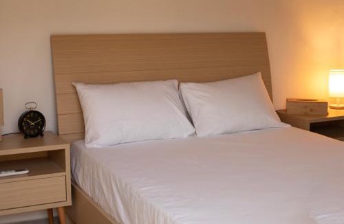 Herronisos House | Tholos Guest House