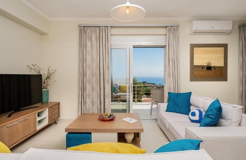 Xirokastello Apartment | Thomas & Elena Holiday House