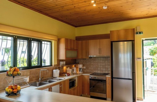 Akrotiri Apartment | Three Bedroom House- Amaryllis Haus
