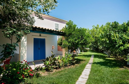 Messonghi Hotel | Three Stars Beach Hotel