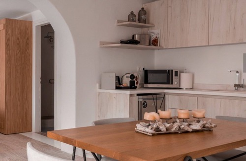 Elia Villa | Thrilling Mykonos Villa | Villa Trevor | 1 Bedroom Suite