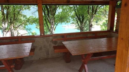 Pluzine Apartment | Tijanić Apartment Piva Lake