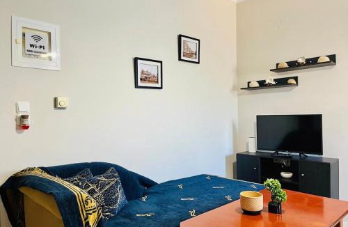 Zipari Apartment | Timeless Memories Studio