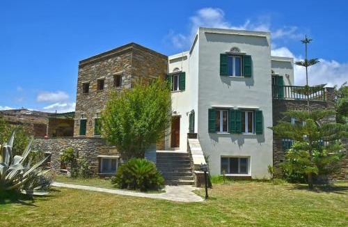 Tinos Town Villa | Tinos Luxury Two-Storey Villa with Private Pool
