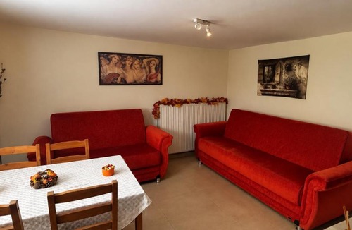 Killini Apartment | Tiny Comfort House