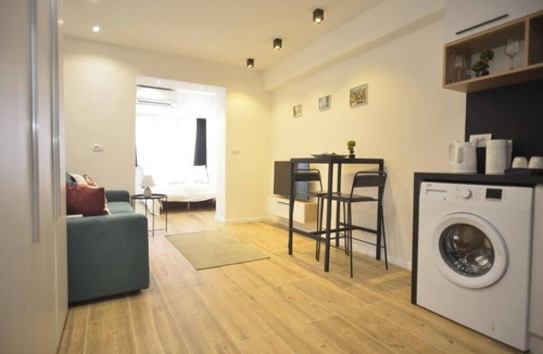 Tirana Apartment | Tirana Central Apartments - One-Bedroom Apartment