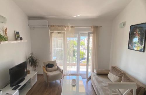 Tomicici Apartment | Tivat apartman