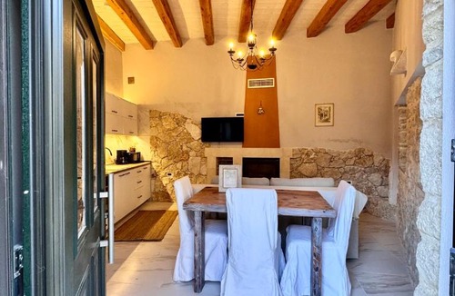 Aleimmatades House | To Moulari