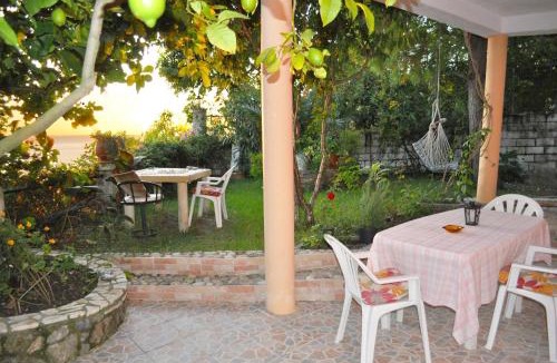 Sinarades Apartment | Tonia Apartments Kontogialos