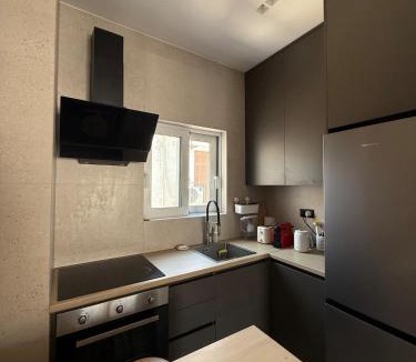 Piraeus Apartment | Top Floor Apt - 5 min to Metro, 5 min to Sea