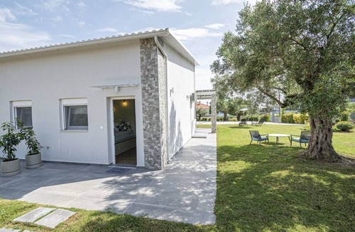 Kalivia Poliyirou House | Topos Maisonette Left by RentalsPro - Kalives Halkidiki