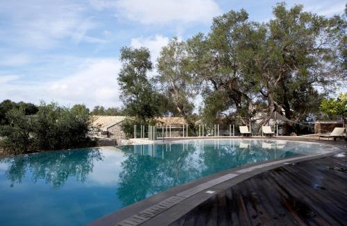Lakka Hotel | Torri E Merli Hotel by GHH