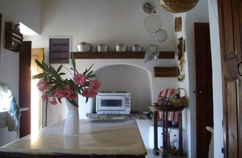 Naxos House | Traditional Guest House "Pyrgos Magaki"