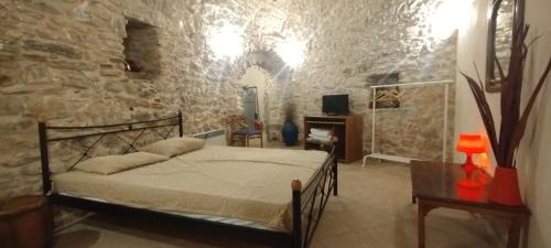 Pyrgi House | Traditional Guest house Chrisyis