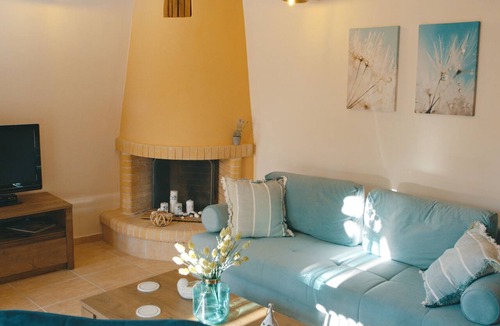 Plaka House | TRADITIONAL HOUSE