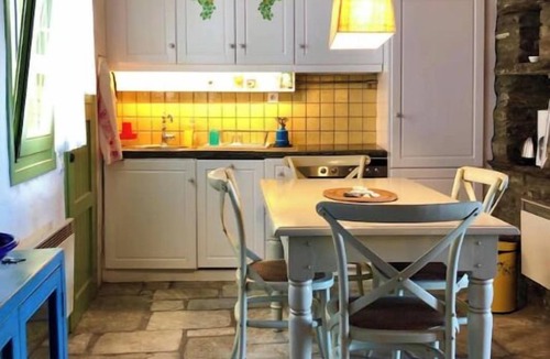 Arnados Apartment | Traditional house in Triantaros