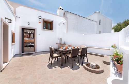 Archangelos House | Traditional House Leventis