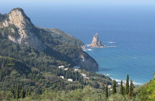 Sinarades Apartment | Traditional house, Village near relax-beach, Shops, Country-walks near Corf town