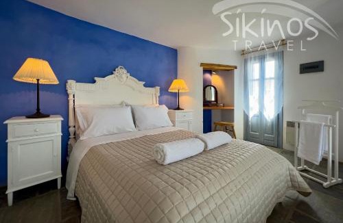Chora Folegandros House | Traditional Maisonette with picturesque Chora View
