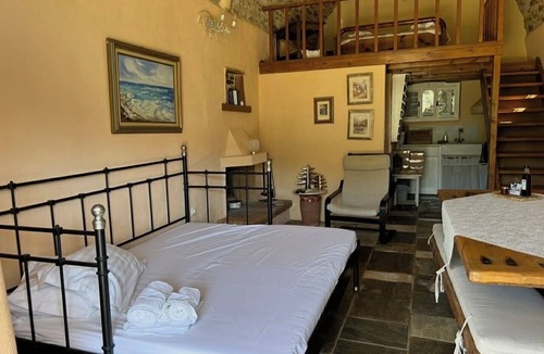 Monemvasia Cottage | Traditional Stone built Cottage at Monemvasia in a peaceful traditional village.