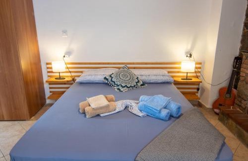 Moudros Apartment | Traditional Stone House