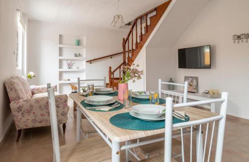 Kos Town House | traditional suburbs maisonette