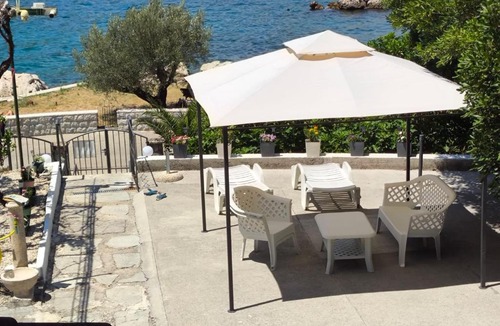 Dobrota Apartment | Trinity Apartment Seafront