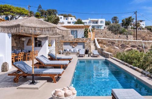 Platis Gialos Hotel | Trinity Mykonos - Beachfront Villa