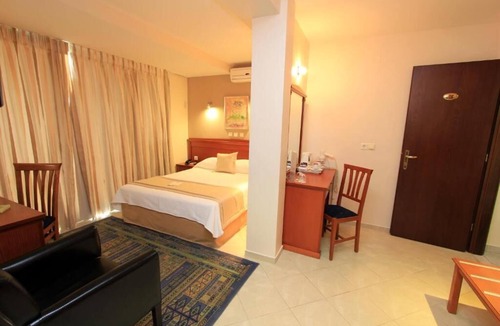 Piraeus Hotel | Triton Hotel Piraeus