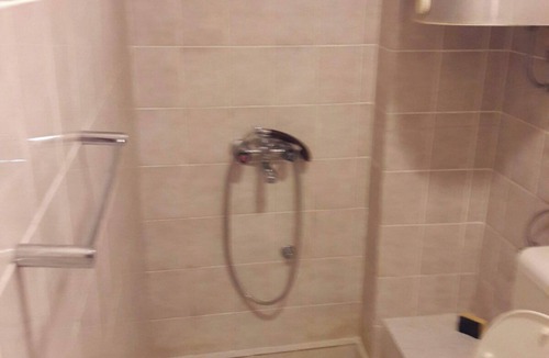Babilonija Apartment | Trokrevetni apartman u prizemlju kuce sa besplatnim parkingom u dvoristu kuce.