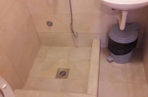 Babilonija Apartment | Trokrevetni apartman u prizemlju kuce sa besplatnim parkingom u dvoristu kuce.