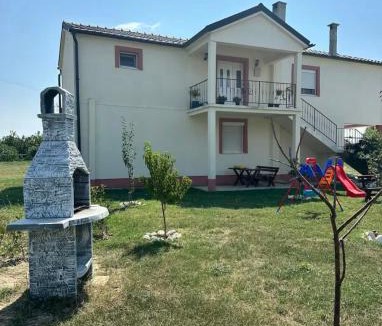 Mahala Apartment | Trosoban stan sa zasebnim uloazom