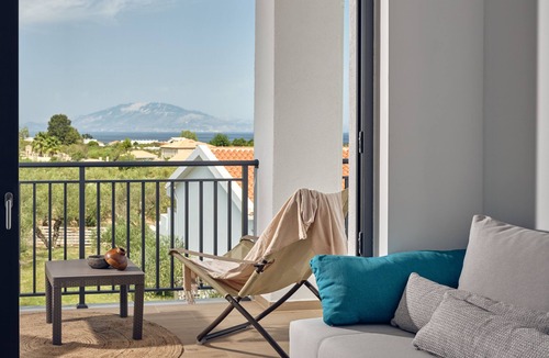 Drosia Villa | Turtle Island View with private access to the Sea