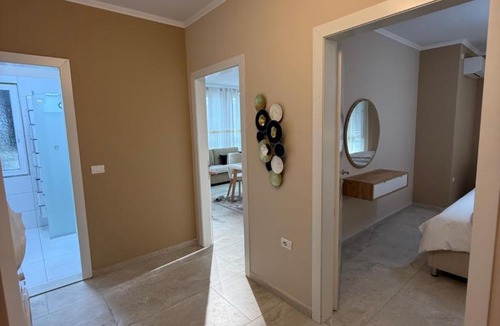 Tushemisht Apartment | Tushemisht Serenity Lake View