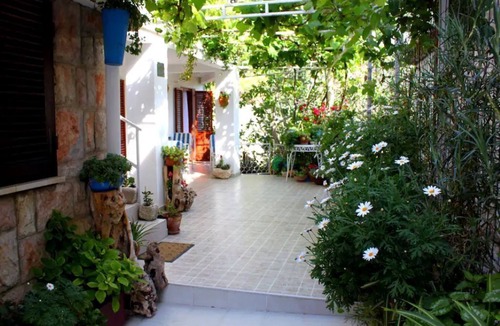 Sveti Stefan Apartment | Two-Bedroom Apartment , 5 persons, graundfloor