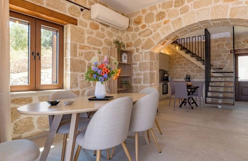 Skinaria Apartment | Two Bedroom Apartment with Terrace & Sea View - Villa Mare Studios