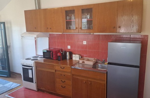 Rozino Apartment | Two-bedroom cozy apartment, situated in the centre of Budva, with pleasant view.