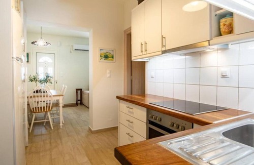 Argostoli Town Apartment | Two Bedroom Superior Apartment with Garden - Contessa Elli Residences